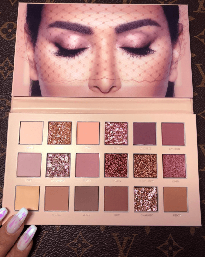 Viral 18-Shade Nude Palette (Buy 1 Get 1 FREE) + Free Gift 🎁 - Makeup Basket