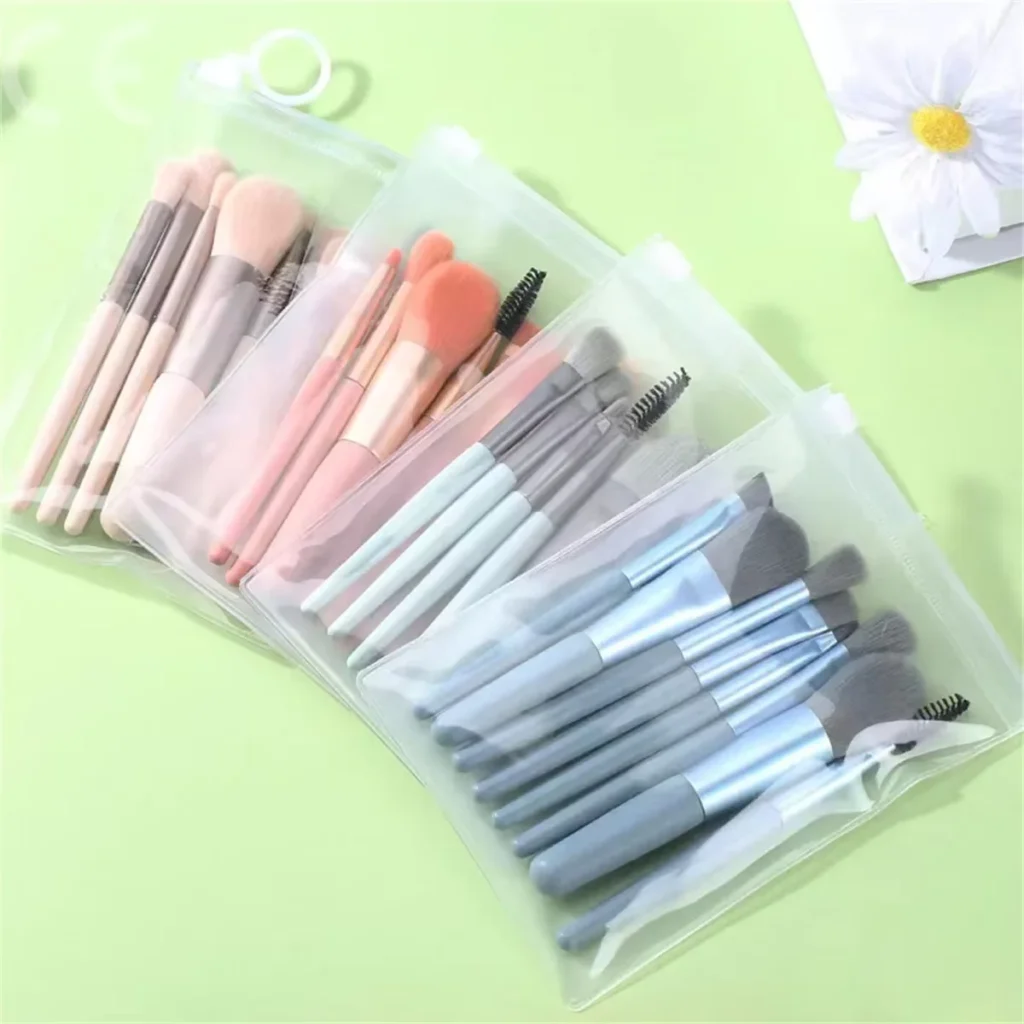 8-Piece Soft Fluffy Makeup Brushes Set vioria luxe