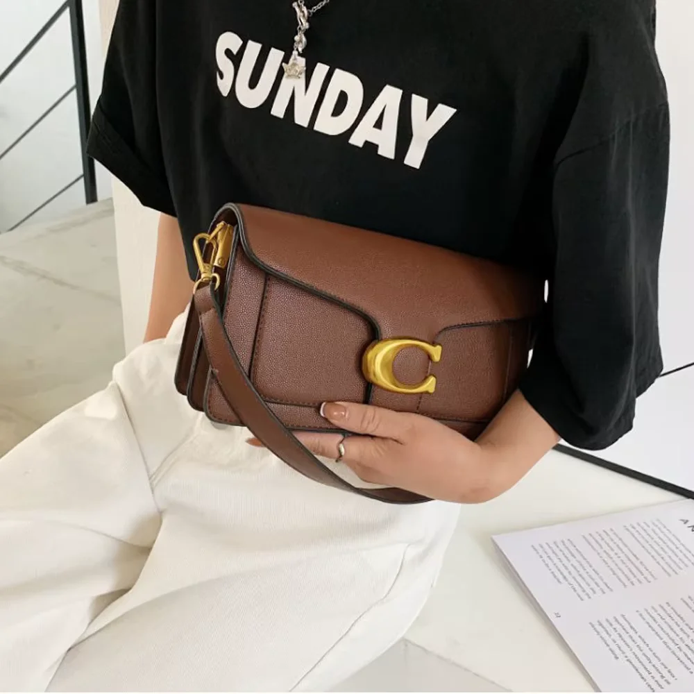 Double-Strap Small Square Crossbody Bag - Modern & Chic vioria luxe
