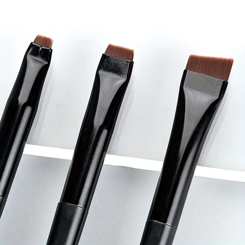 3-Piece Blade Eyeliner and Eye Detail Brush Set vioria luxe